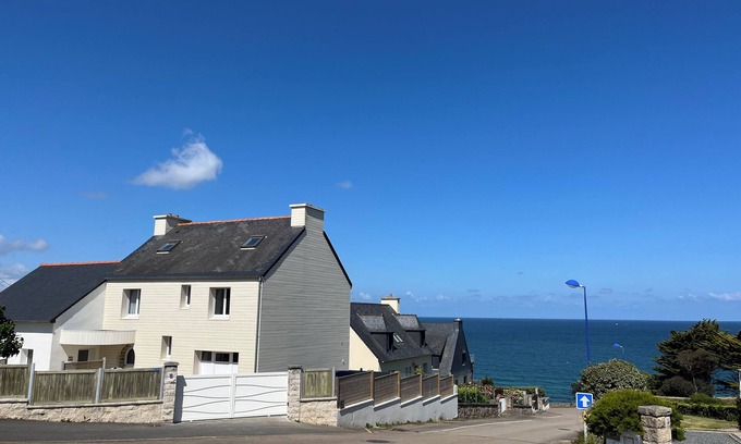 Locquirec House | Oceanfront Villa in Locquirec with Pool & Pet-Friendly Options
