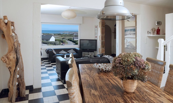 Plouarzel House | Oceanfront Villa in Plouarzel: Guest Rated 10/10 Comfort