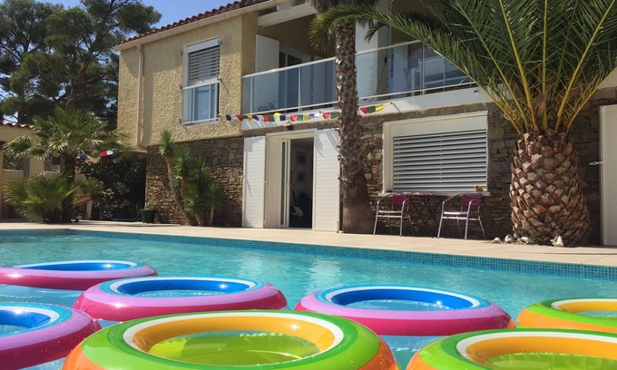 Sausset-les-Pins House | Dreamy Villa in Sausset-les-Pins with Oceanfront Views