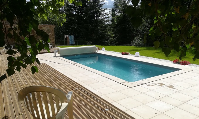 Saint-Privat House | Idyllic Villa in Saint-Privat with Private Pool & Garden