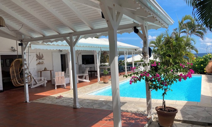 Saint-Francois House | Oceanfront Villa in St. François with Private Pool & Views