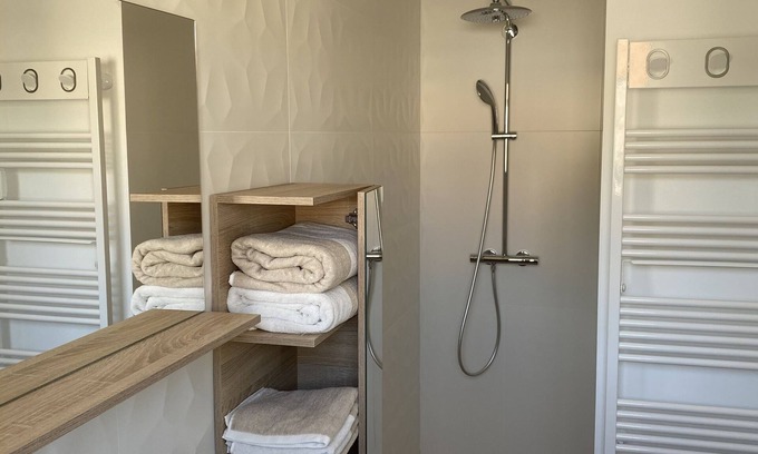 Saint-Jean-de-Monts House | Unwind at House: Oceanfront Bliss with Pool & Spa