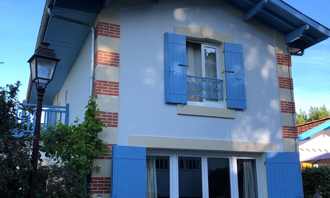 Arcachon House | Cozy House Ville d'Hiver: Pet-Friendly with Ocean View