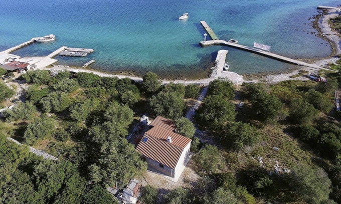 Pasman House | Discover House Viola: Oceanfront Stay on Zizanj Island