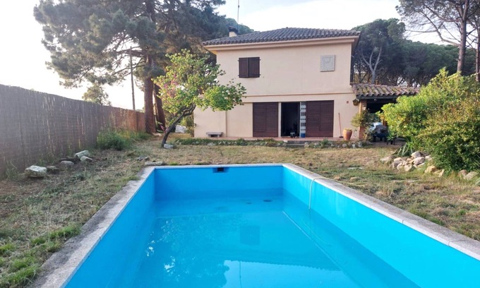 Sant Antoni de Calonge House | Family Retreat in Pine Forest, Steps from the Beach