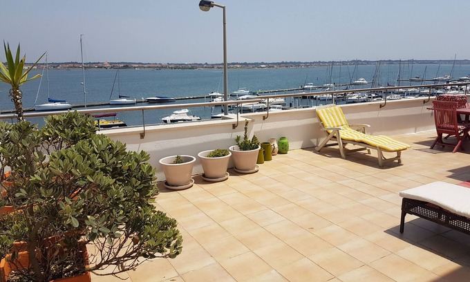 Barra Apartment | Inviting 3-Bedroom Duplex with Pool Near the Beach - Rated 9.8