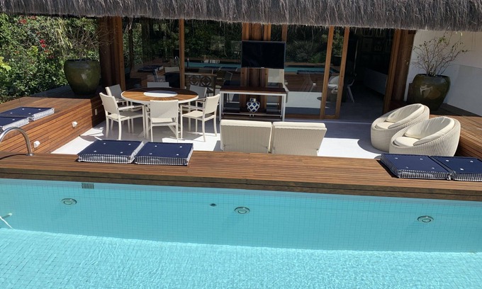 Praia do Forte House | Stylish House with 3 Suites and Private Pool for Families