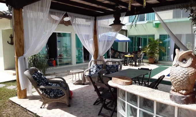 Cabo Frio House | Family-Friendly 4-Bedroom House with Pool in Cape Frio