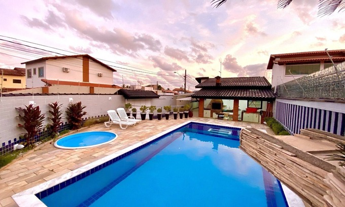 Raul Cury House | Relaxing House with Pools in Itanhaém - Rated 9.6/10