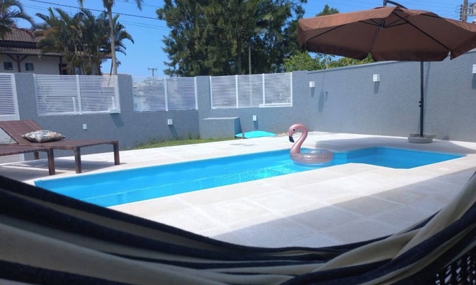 Morrinhos House | Family-Friendly House with Pool in Beautiful Bombinhas