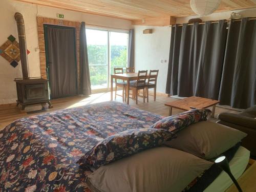 Lajes das Flores House | Relaxing House with Forest View and Hot Tub Amenities
