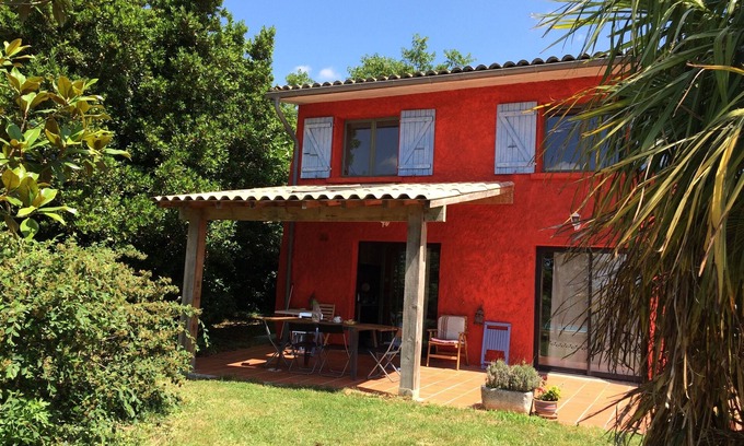 Avignonet-Lauragais House | Inviting House with Pool Overlooking Lauragais Hills