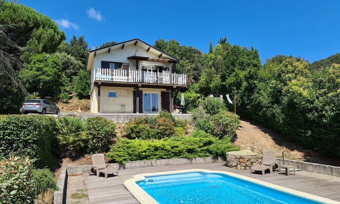 Ferrieres-Poussarou House | House with swimming pool in exceptional surroundings