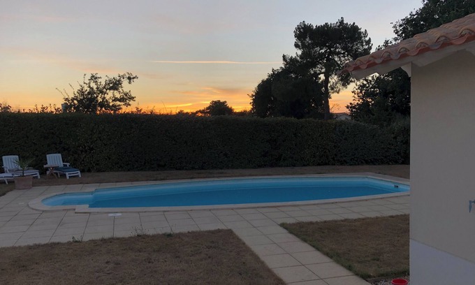 L'Aiguillon-sur-Vie Villa | Idyllic Villa with Private Pool & Family-Friendly Amenities