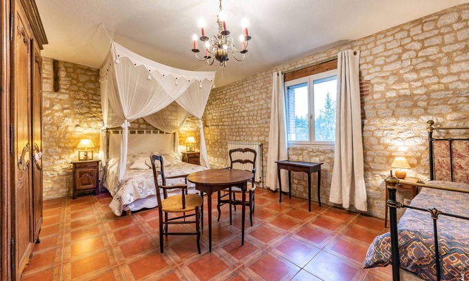 Labastide-de-Levis Apartment | Relaxing House with Pool, Spa & Garden Oasis