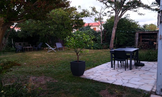 Angoulins House | Cozy House with Garden Near Beach and La Rochelle
