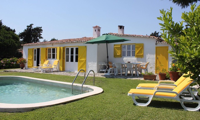 Casalinho House | Charming House with Garden, Pool and Ocean View