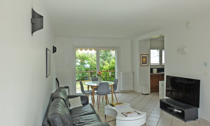 Quartier Beauregard-Boufflers-Buthegnemont-Boudonville House | Garden Retreat Steps from Town Center - Top Guest Rated!