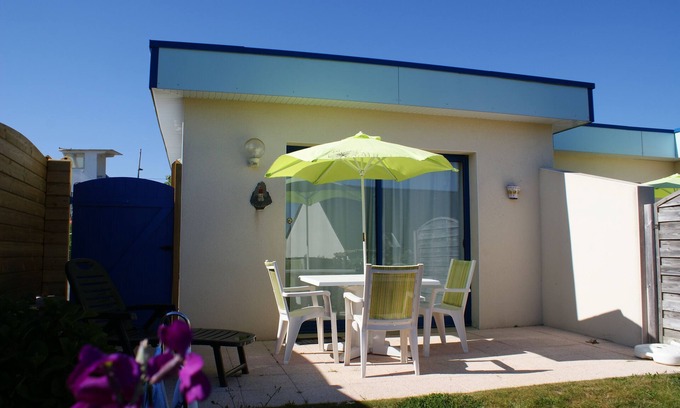 Le Conquet House | Beachside Retreat with Heated Pool in Le Conquet