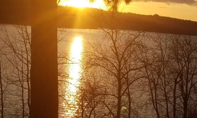 Harrison House | Scenic Lake View House: Boating, Biking & Fishing Await