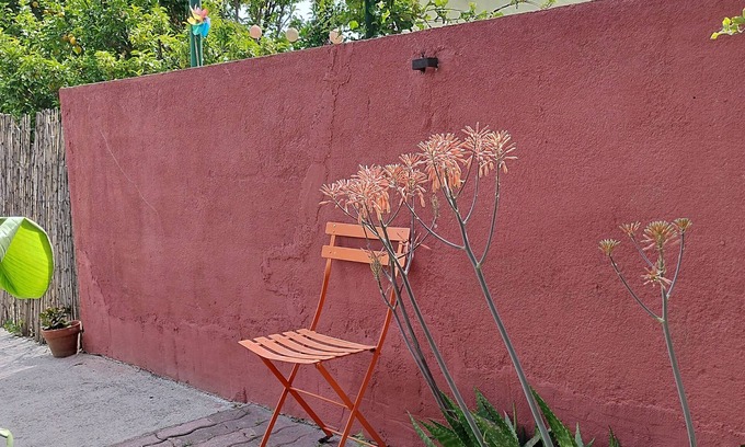 Bas-Vernet House | House with large garden in city center, cultural district, 15 minutes from the beach.