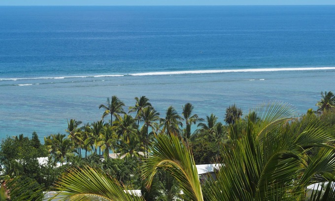 La Saline Les Bains House | Stunning House with Lagoon View and Spa Amenities