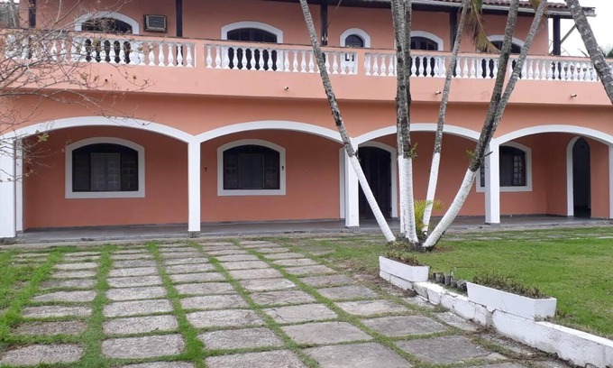 Itanhaem House | Relaxing House with Pool Steps from the Beach
