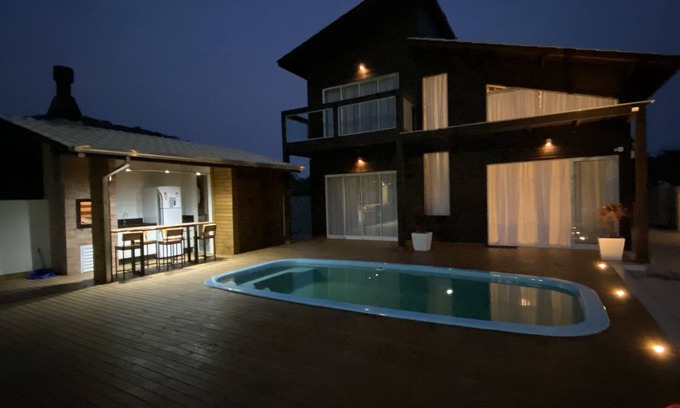Mariscal House | Inviting House with Pool and Scenic Views for Your Escape