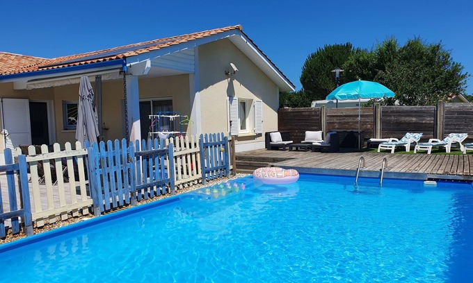 Lege-Cap-Ferret House | Inviting House with Pool near Arcachon Bay - 10/10 Rated