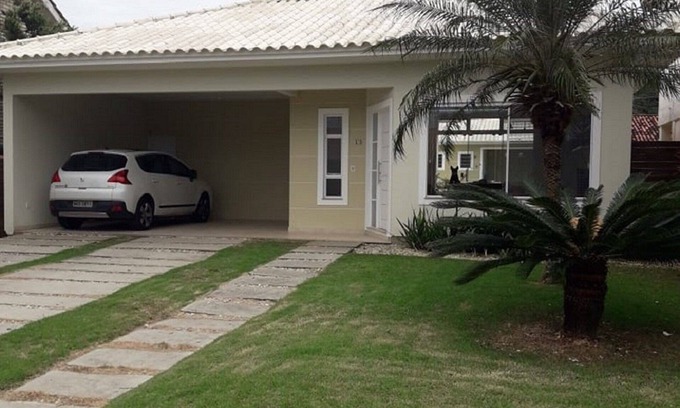 Ponta das Canas House | Ideal House with Pool, Steps from the Beach - 10/10 Rated