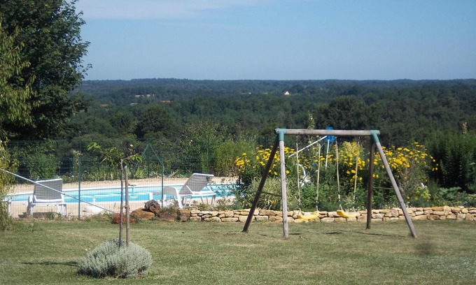 Plazac House | Inviting House with Pool in Perigord Noir - Rated 9.8