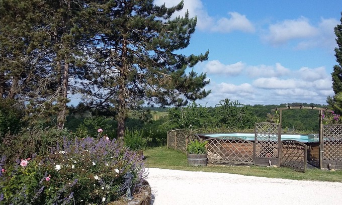 Caumont House | Eco-Lodge with Pool near Saint Emilion - Guest Rated 9.6
