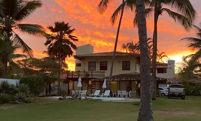 Olivenca House | Poolside Retreat Steps from South Beach - Guest Rated 10/10