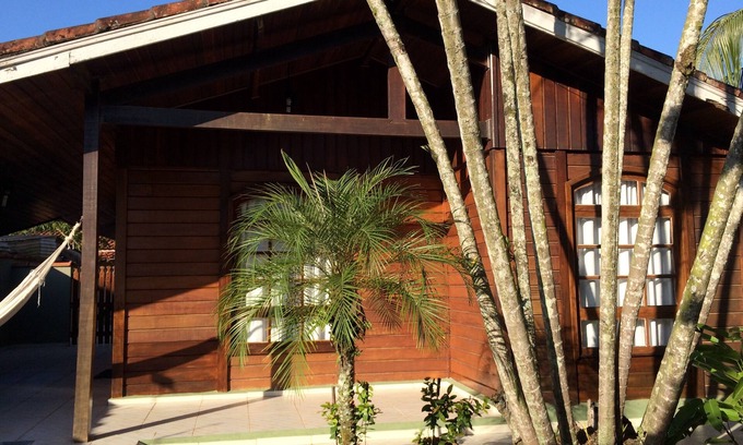 Toninhas House | Relaxing House with Pool and Ocean View in Praia das Toninhas