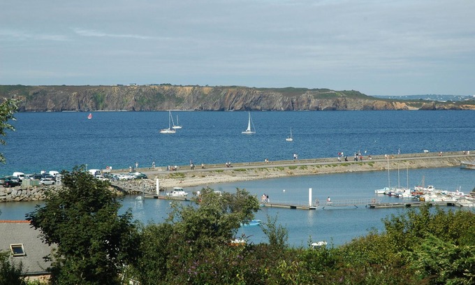 Camaret-sur-Mer House | Seaside Retreat with Terrace and Walled Garden