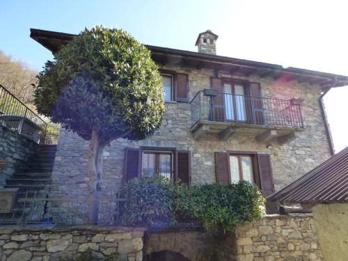 Burano House | House with stunning view over Lake Como