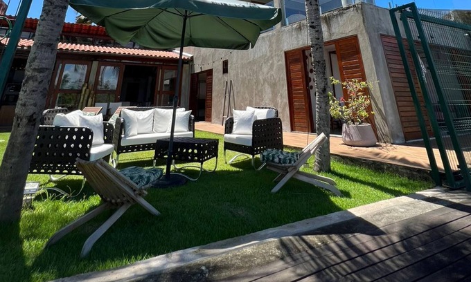 Massagueira House | Relaxing House with Pool on Lagoon Front in Massagueira