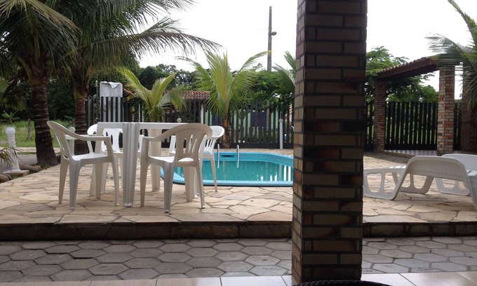 Itapoa House | Ideal House with Pool, Soccer Field & Family-Friendly Amenities