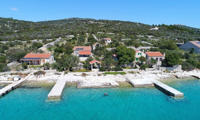 Tkon House | Beautiful House Zelanto Veli with Oceanfront Views in Tkon