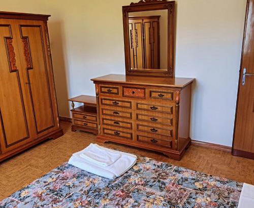 Sorico Apartment | Discover Housecurti1: Family & Pet-Friendly Retreat