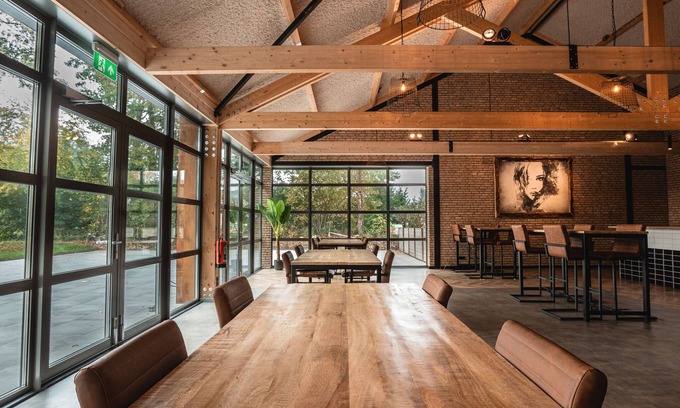 Bant House | Discover Group Rooms Near Nature Reserve with Pet-Friendly Amenities
