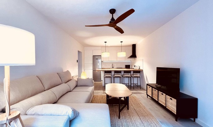 Old Town Apartment | Elegant Apartment at Housing León-Palacio de Don Ramiro