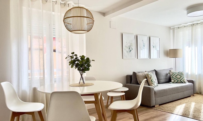 Leon Apartment | Discover Housingleon San Juan Home: Guest Rated 9/10