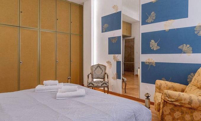 Historic Center Apartment | Family-Friendly Stay at HouSmart Cartoleria 8
