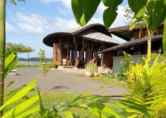 Clevia Hotel | Relax at Houttuyn Wellness River Resort with Oceanfront Spa