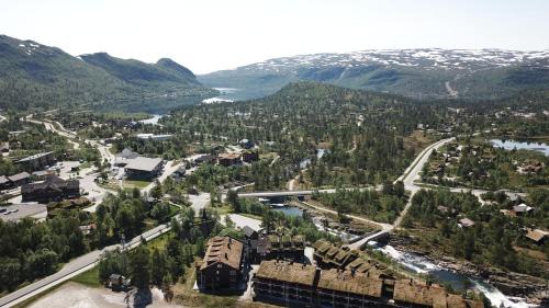 Hovden Apartment | Family-Friendly Hovdehytta with Hot Tub and Pet Amenities
