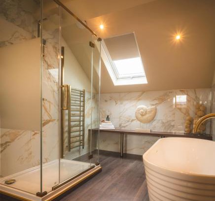Merthyr Tydfil Hotel | Stay at Howfield Hotel: Pet & Child Friendly Retreat