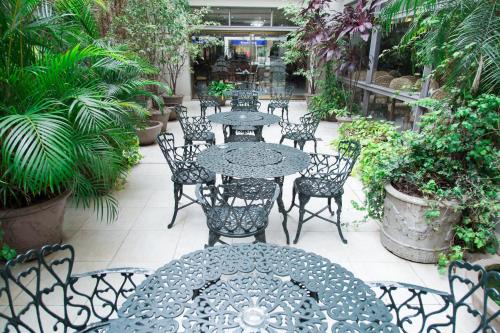 El Centro Hotel | Discover HR Esmeralda Luxor: Family-Friendly Comfort