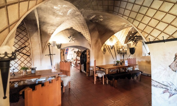 Skalna Hotel | Discover HRAD VILDŠTEJN: Family-Friendly Bliss Awaits