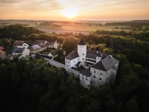 Predhradi House | Hradní Ubytování